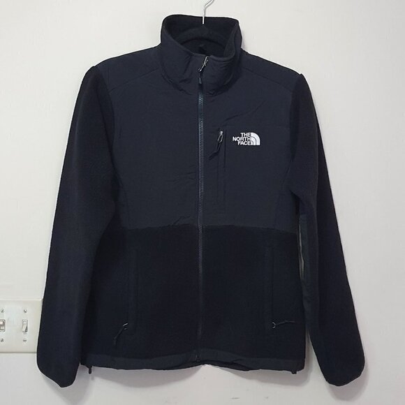The North Face Pebble Black Fleece Jacket - Picture 1 of 9